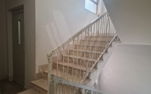 42 Interno palazzo 42 Interno palazzo