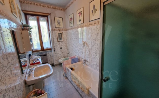 37 Bagno